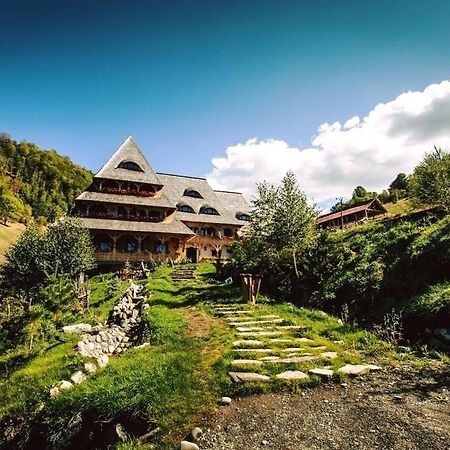 Hotel Conacul Drahneilor Ruscova Exterior foto