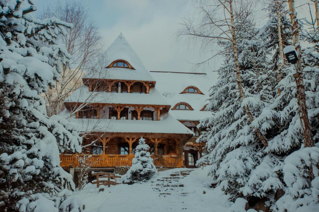 Hotel Conacul Drahneilor Ruscova Exterior foto